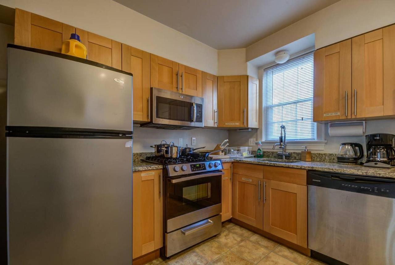 3Br Colonial House With Parking By Cozysuites Alexandria Exterior photo